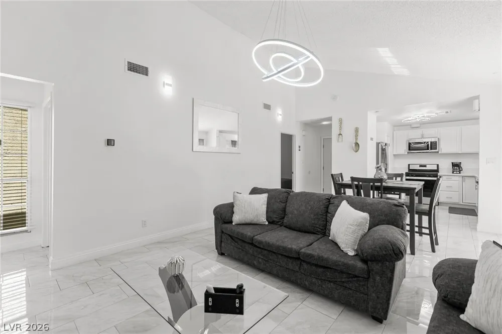 2316 El Cerrito Circle Las Vegas, NV 89108