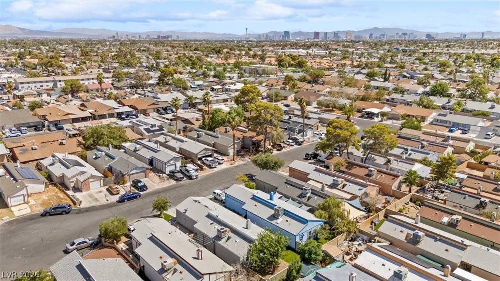 2316 El Cerrito Circle Las Vegas, NV 89108