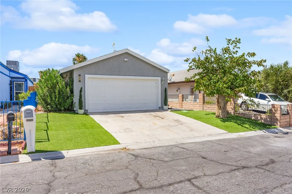 2316 El Cerrito Circle Las Vegas, NV 89108