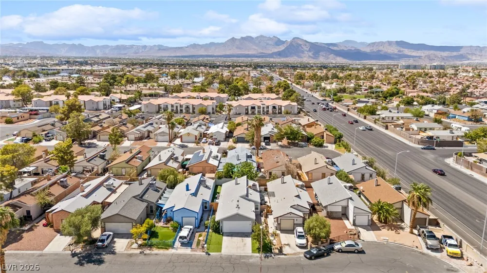 2316 El Cerrito Circle Las Vegas, NV 89108