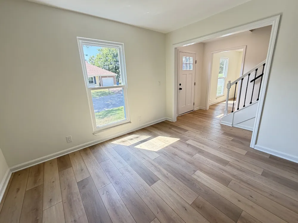 123 White Oak Way Hendersonville, TN 37075