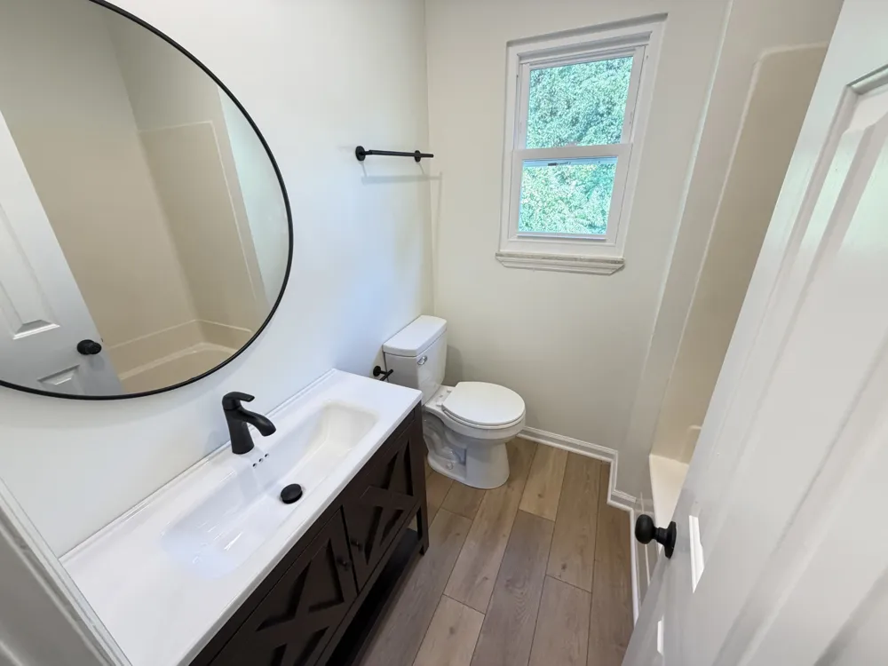123 White Oak Way Hendersonville, TN 37075