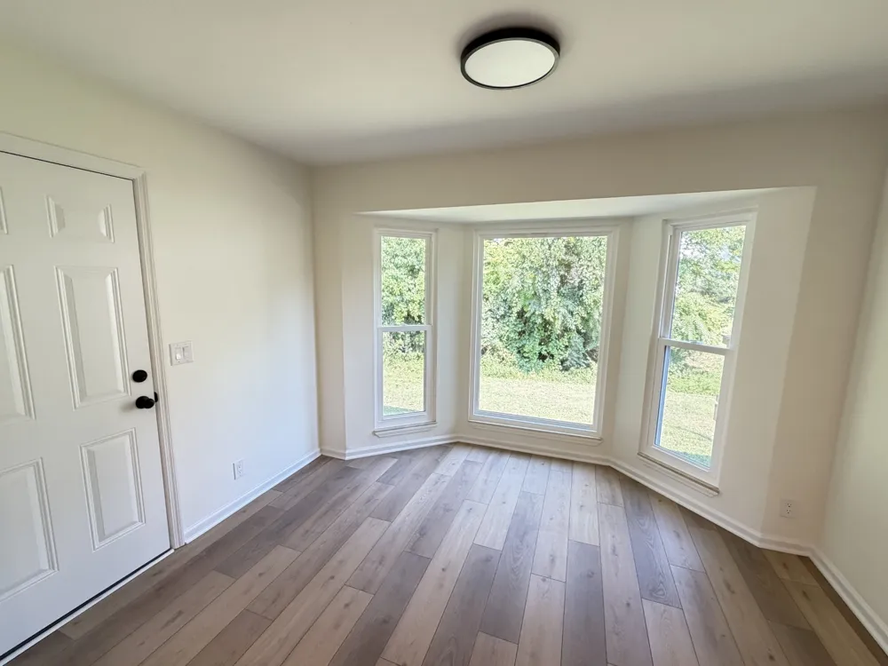 123 White Oak Way Hendersonville, TN 37075