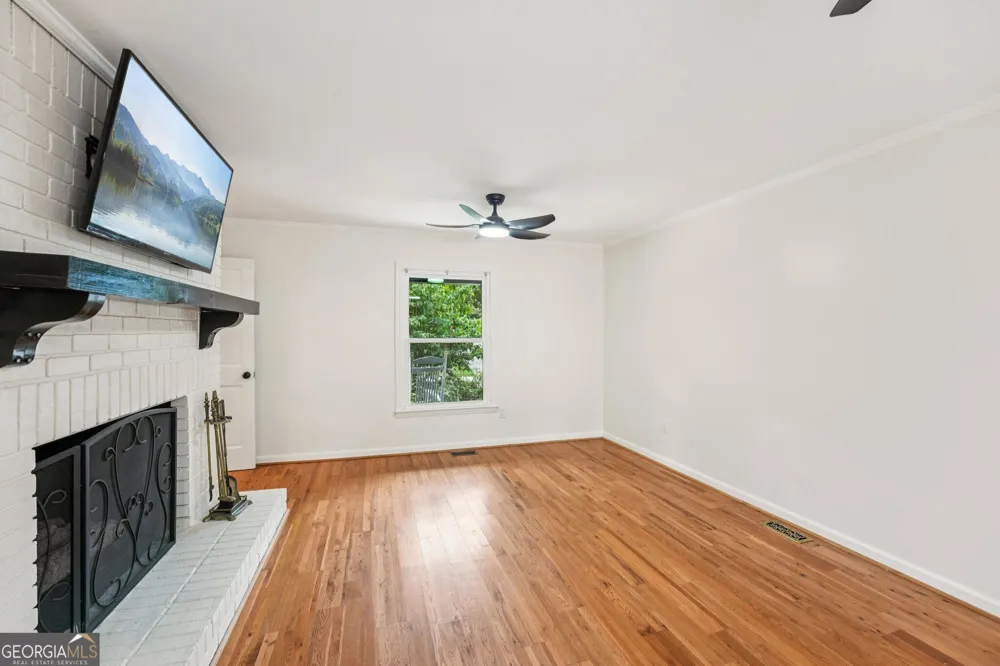 524 Golfview Dr Peachtree City, GA 30269