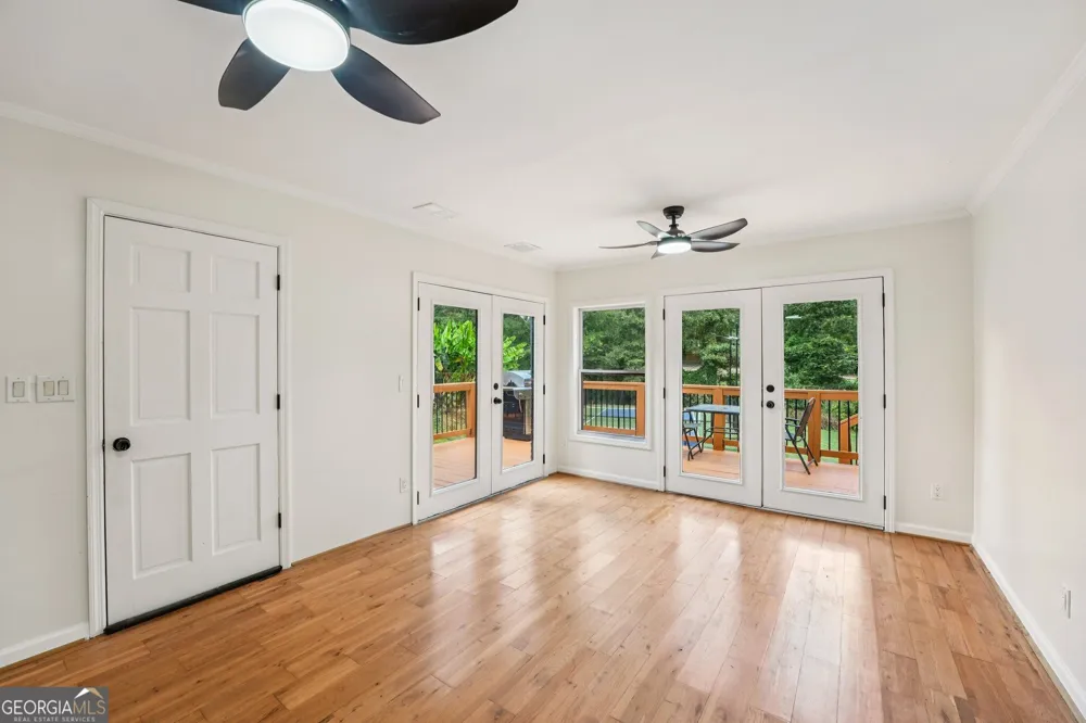 524 Golfview Dr Peachtree City, GA 30269