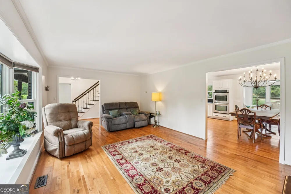 524 Golfview Dr Peachtree City, GA 30269