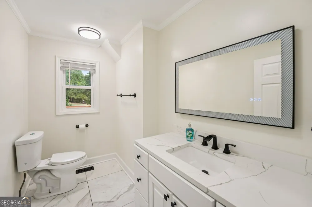 524 Golfview Dr Peachtree City, GA 30269