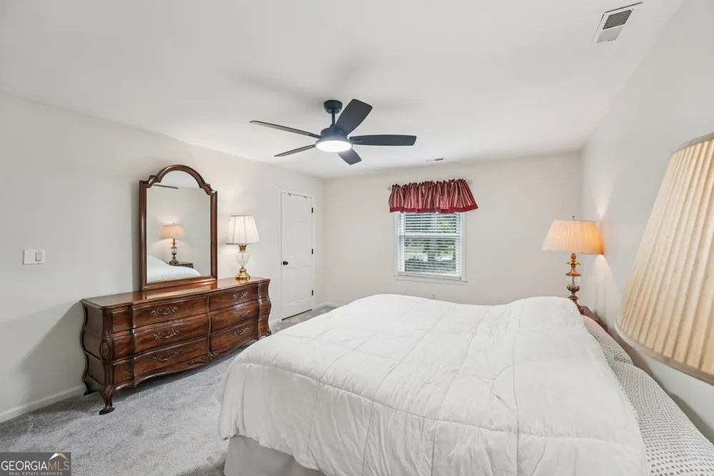 524 Golfview Dr Peachtree City, GA 30269