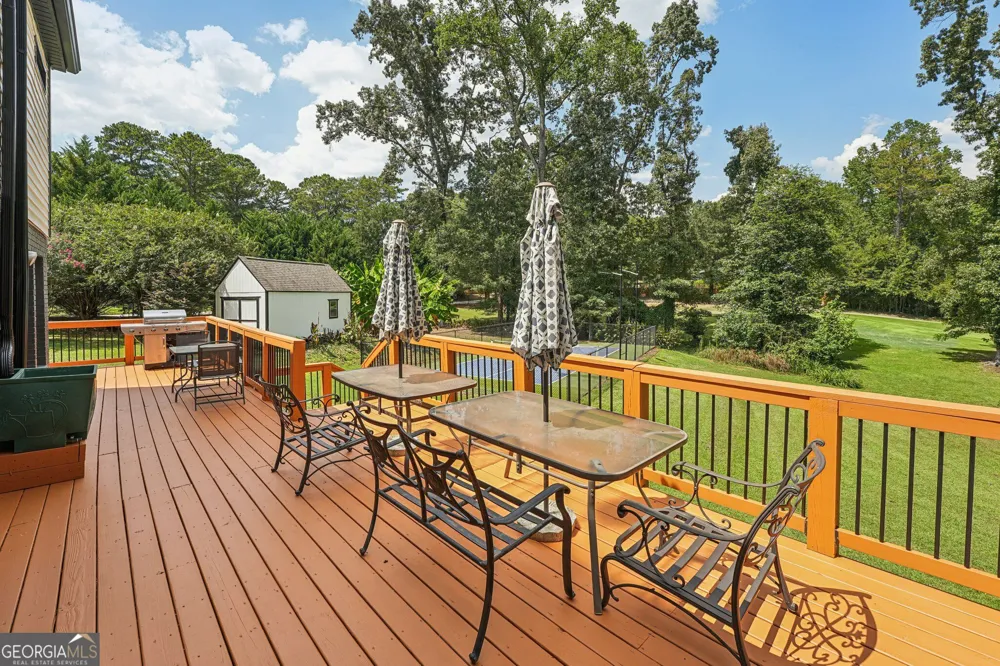 524 Golfview Dr Peachtree City, GA 30269