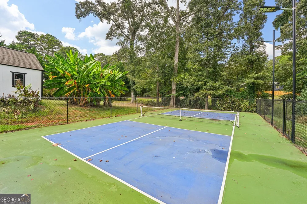 524 Golfview Dr Peachtree City, GA 30269