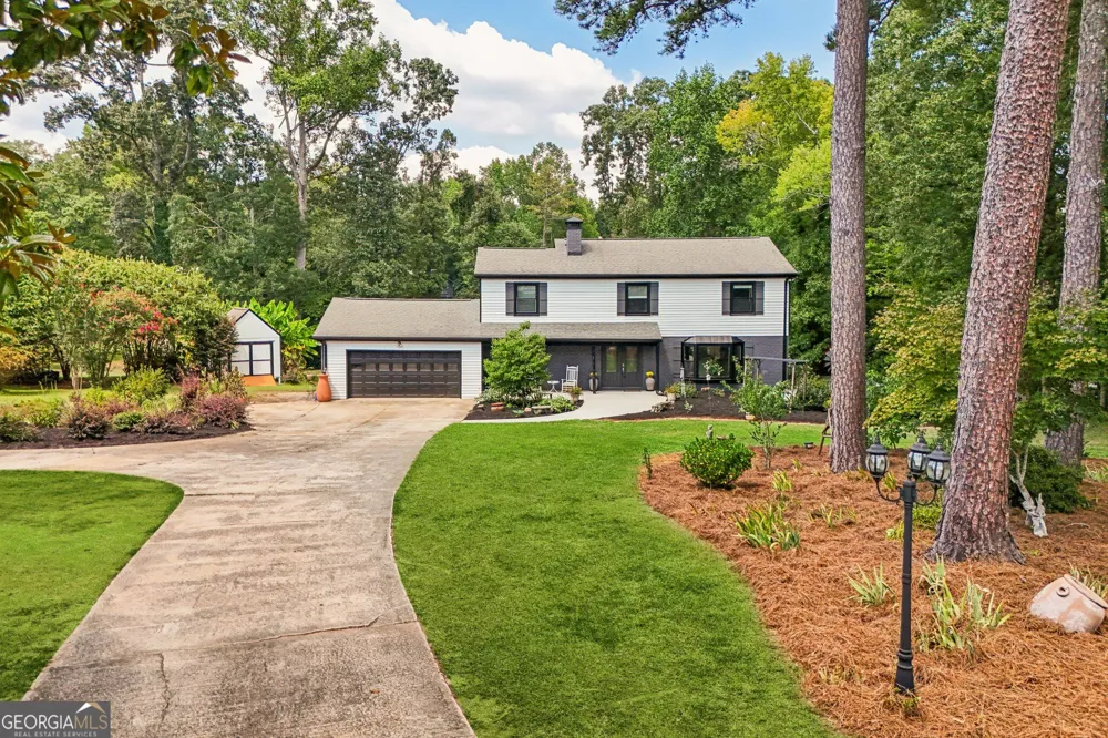 524 Golfview Dr Peachtree City, GA 30269