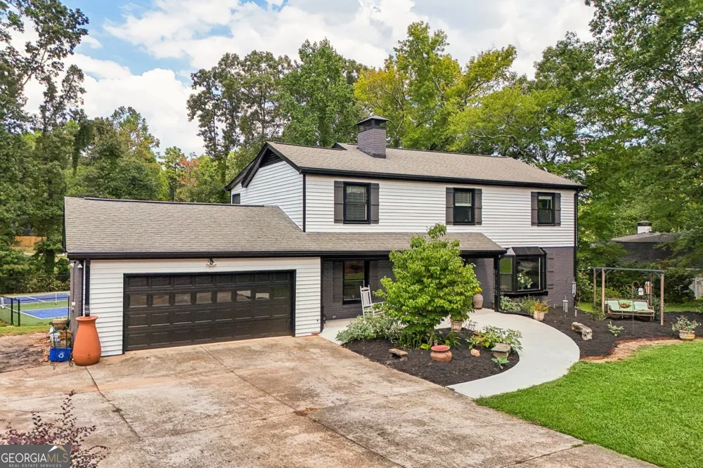 524 Golfview Dr Peachtree City, GA 30269
