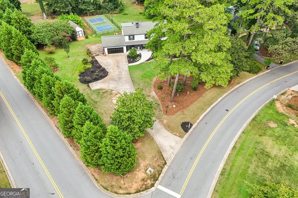 524 Golfview Dr Peachtree City, GA 30269