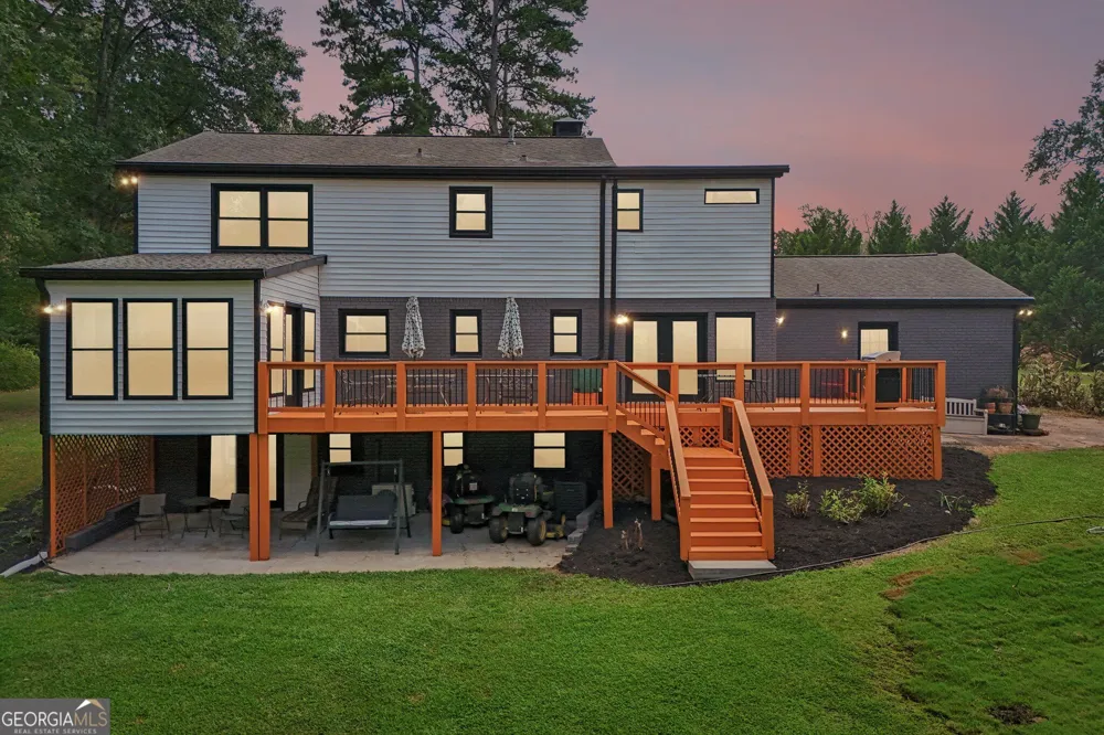 524 Golfview Dr Peachtree City, GA 30269