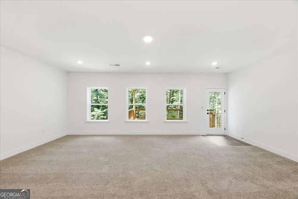 5325 Vinci PL Douglasville, GA 30135
