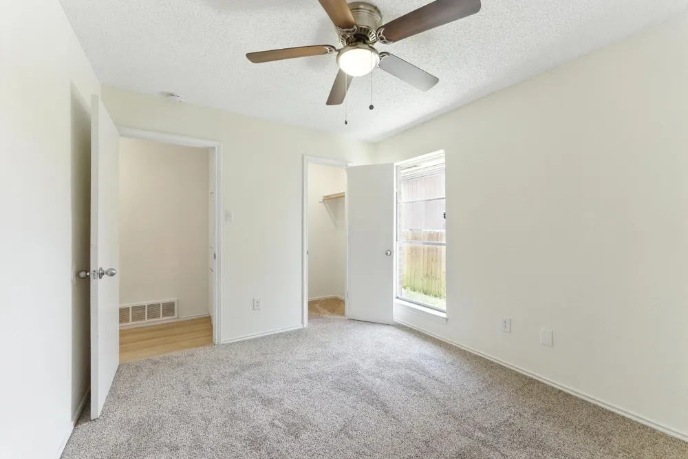 6905 W Cleburne Road Fort Worth, TX 76133