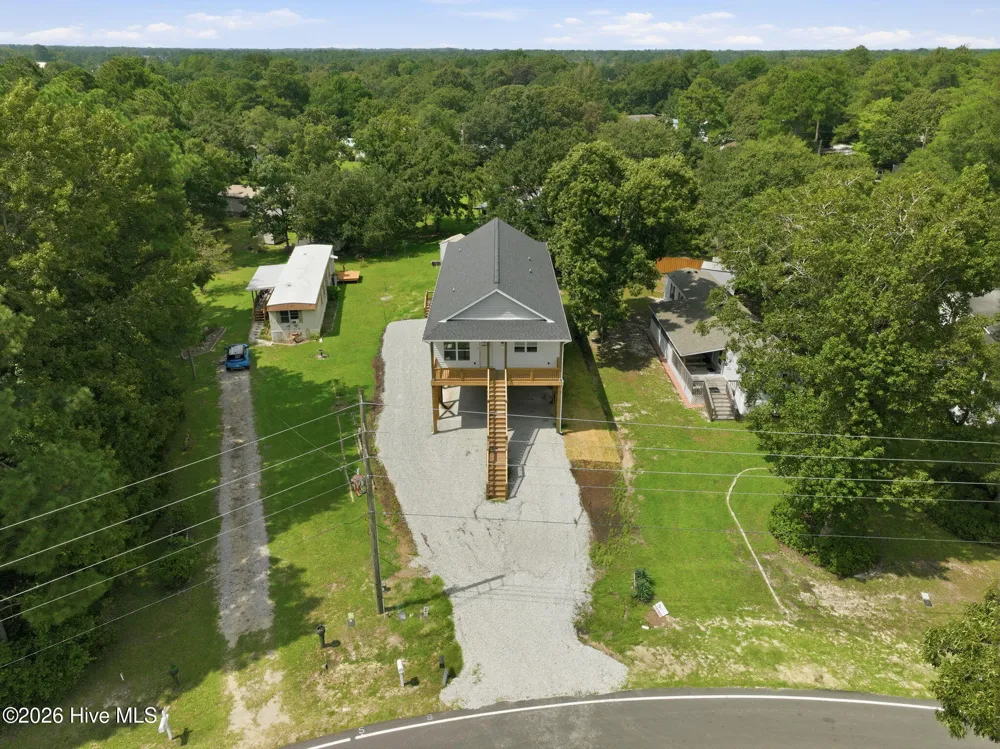 751 Driftwood Drive Hampstead, NC 28443