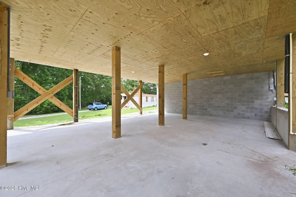 751 Driftwood Drive Hampstead, NC 28443