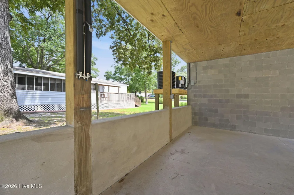 751 Driftwood Drive Hampstead, NC 28443