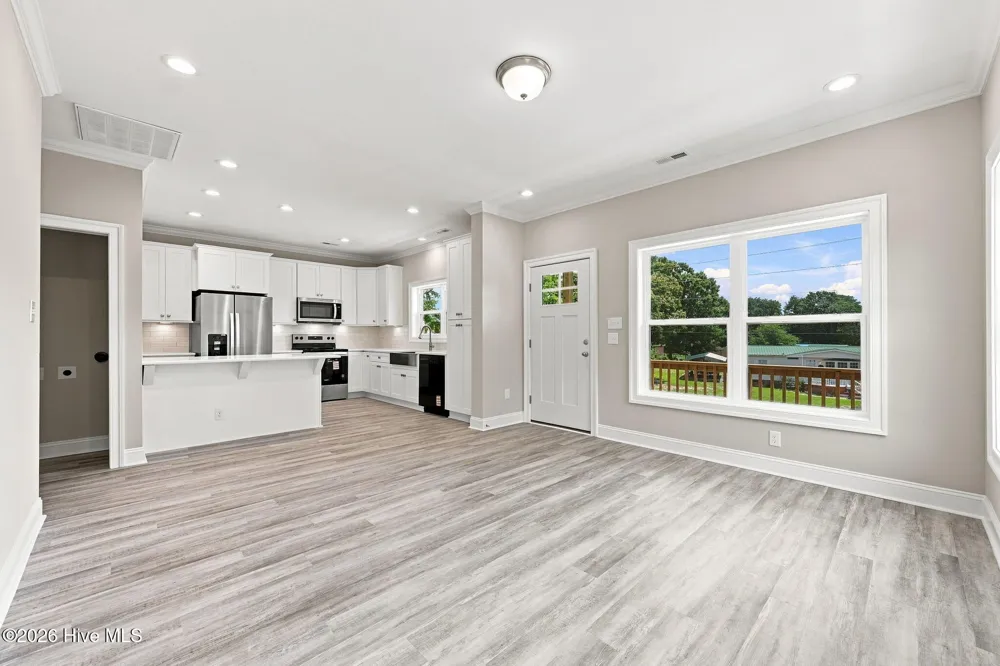 751 Driftwood Drive Hampstead, NC 28443