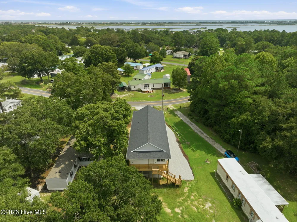 751 Driftwood Drive Hampstead, NC 28443