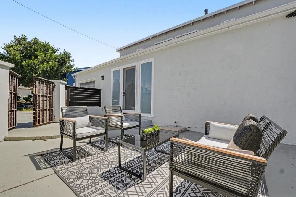 3503 Udall San Diego, CA 92106