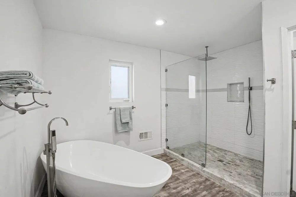 3503 Udall San Diego, CA 92106