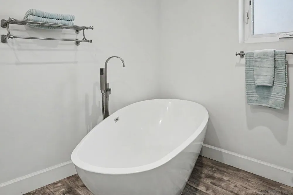 3503 Udall San Diego, CA 92106