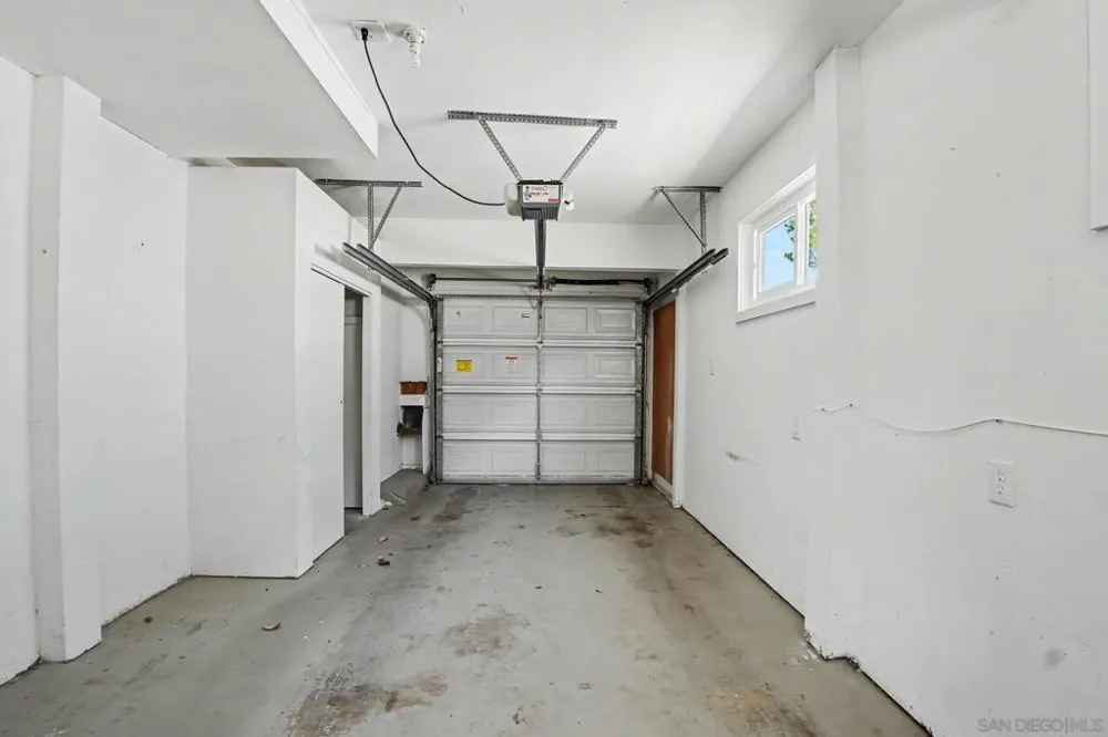 3503 Udall San Diego, CA 92106