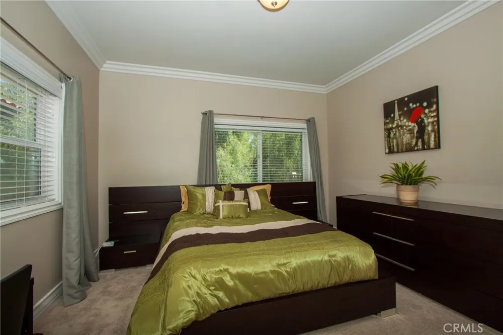 12108 S La Cienega Hawthorne, CA 90250