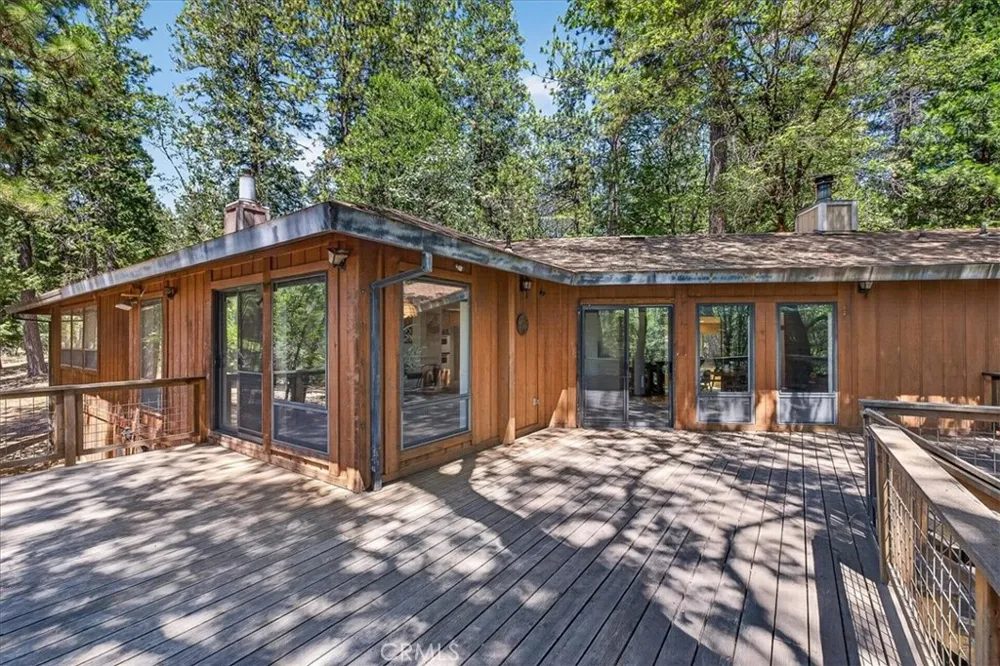14915 Humbug Magalia, CA 95954