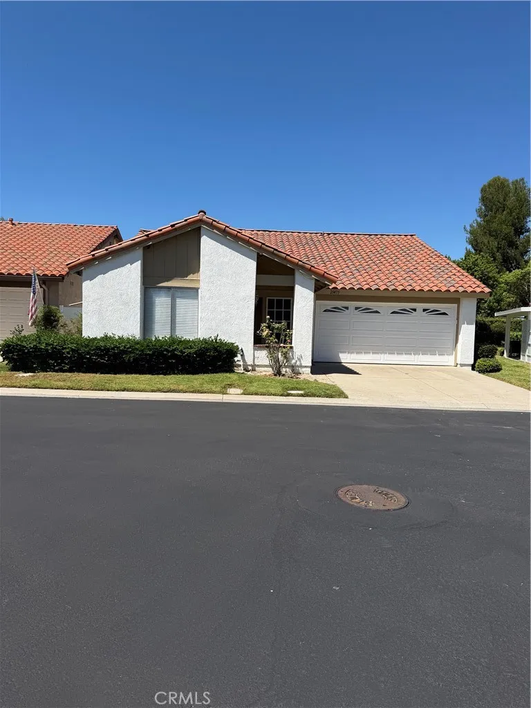 23475 Ribalta Mission Viejo, CA 92692