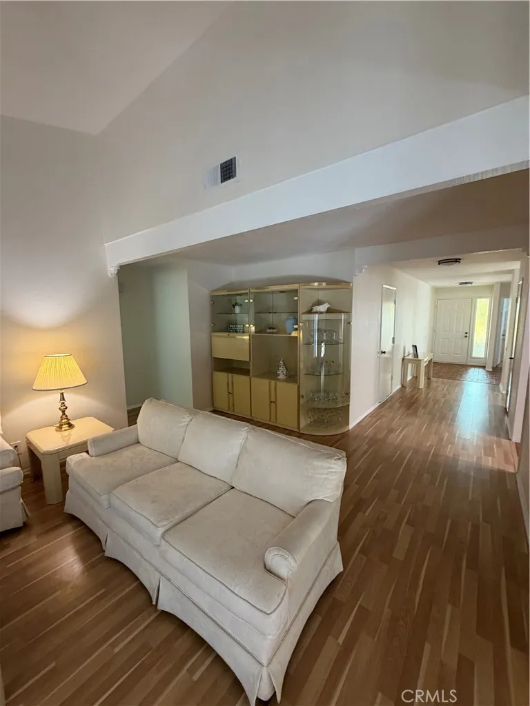 23475 Ribalta Mission Viejo, CA 92692