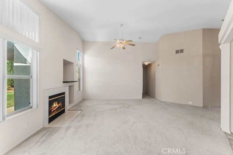 1932 Shamrock Avenue Palmdale, CA 93550