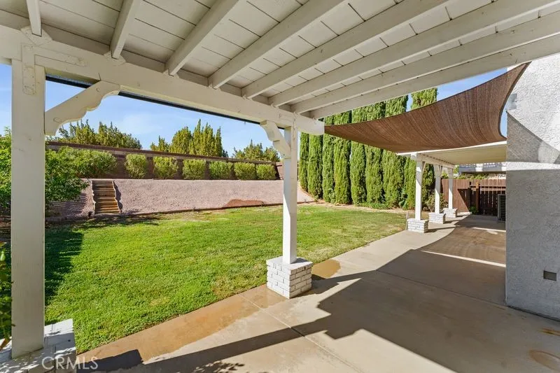 1932 Shamrock Avenue Palmdale, CA 93550