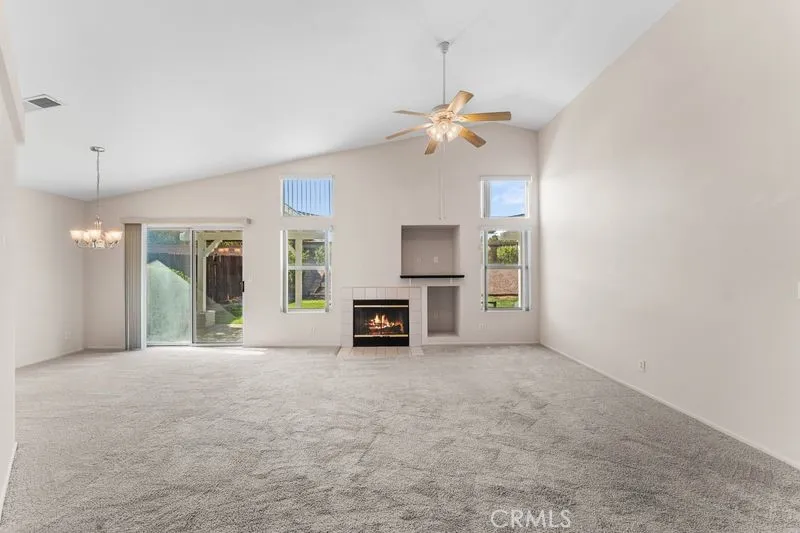 1932 Shamrock Avenue Palmdale, CA 93550