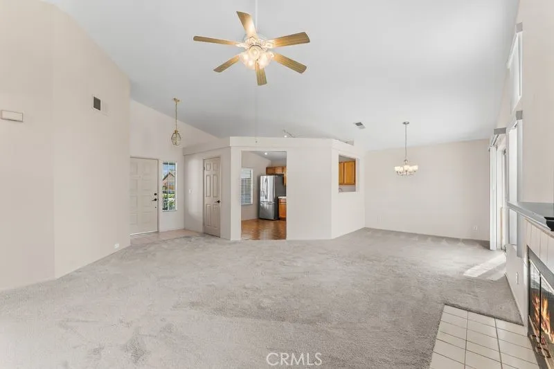 1932 Shamrock Avenue Palmdale, CA 93550