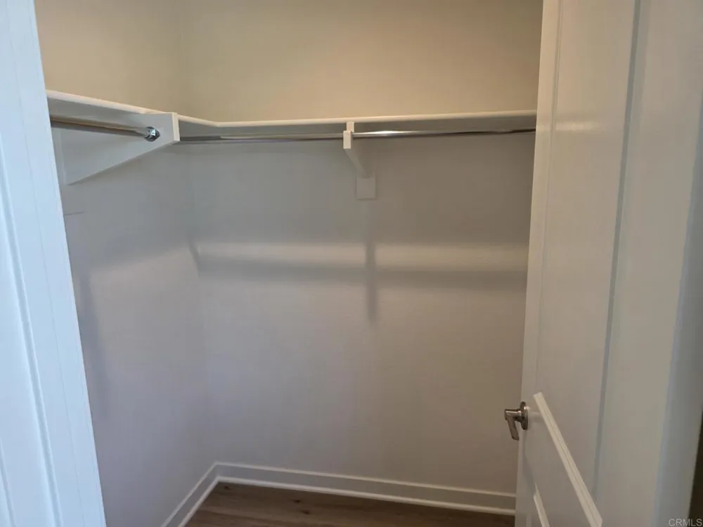 725 Kingbird Loop Oceanside, CA 92058