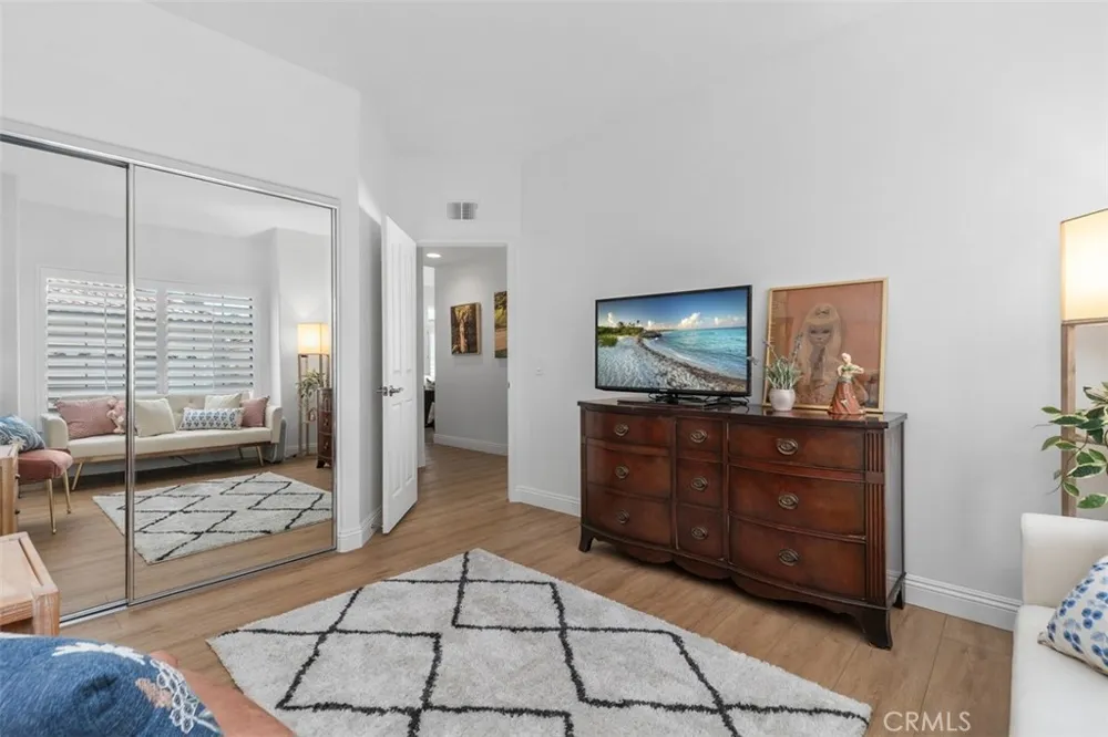 21121 Cancun Mission Viejo, CA 92692