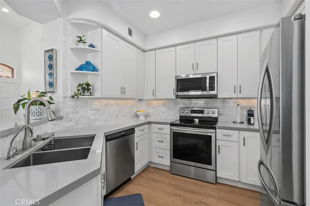 21121 Cancun Mission Viejo, CA 92692