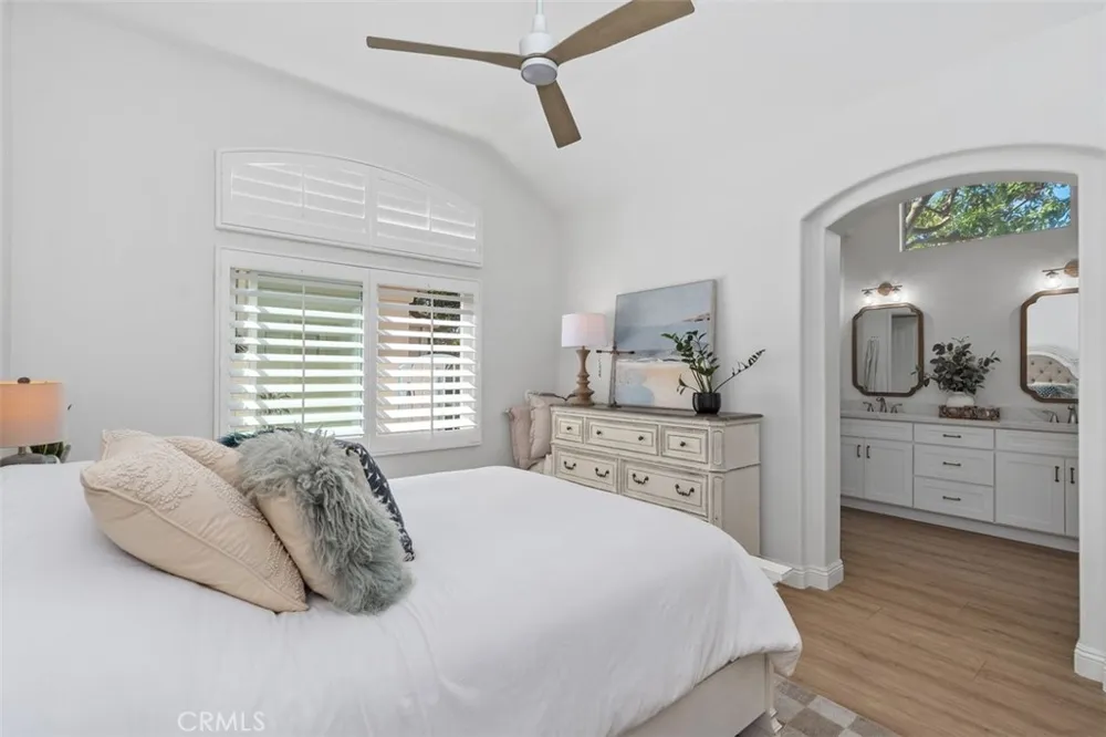 21121 Cancun Mission Viejo, CA 92692