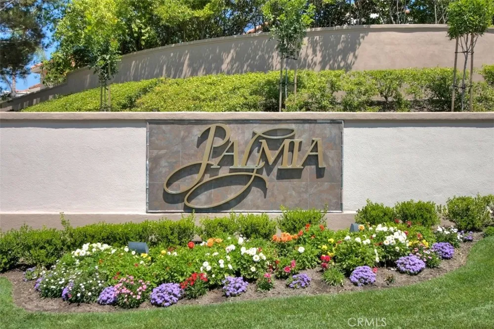 21121 Cancun Mission Viejo, CA 92692