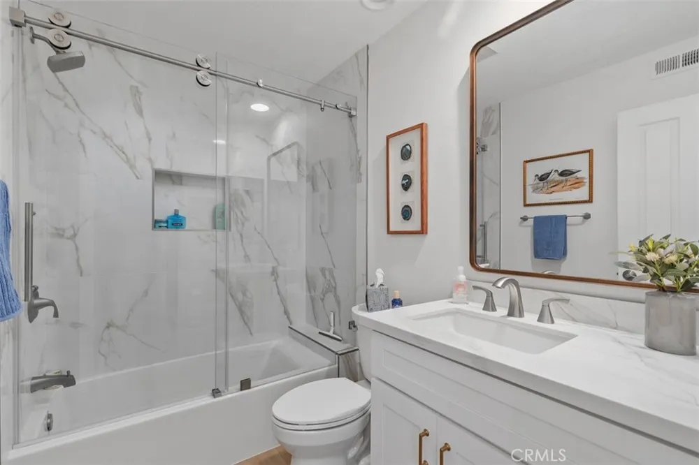 21121 Cancun Mission Viejo, CA 92692