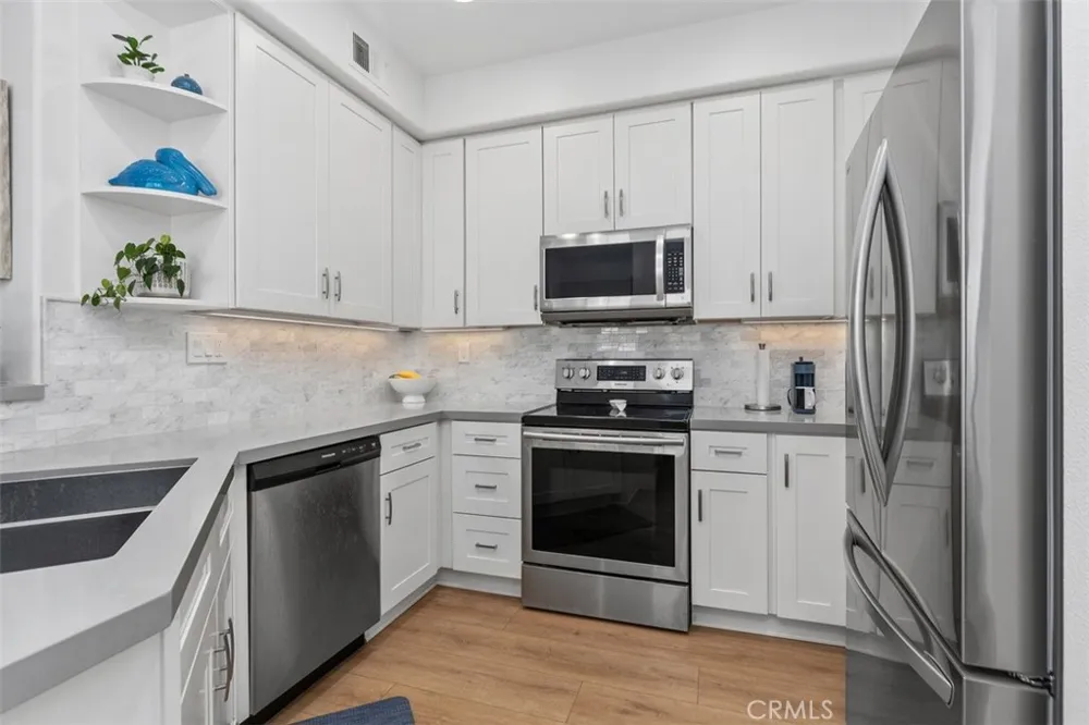 21121 Cancun Mission Viejo, CA 92692