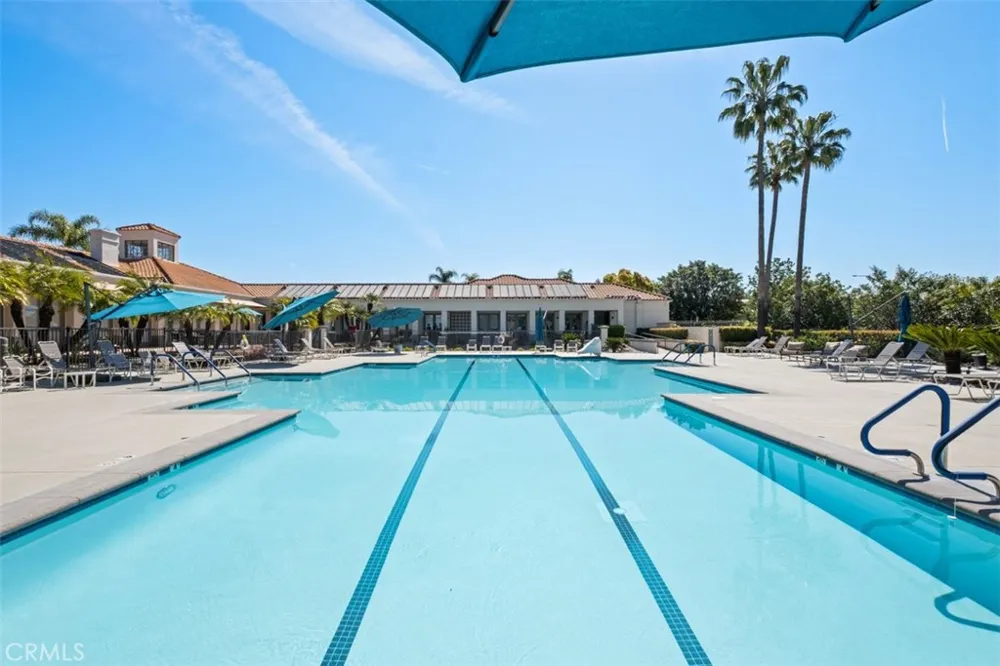 21121 Cancun Mission Viejo, CA 92692