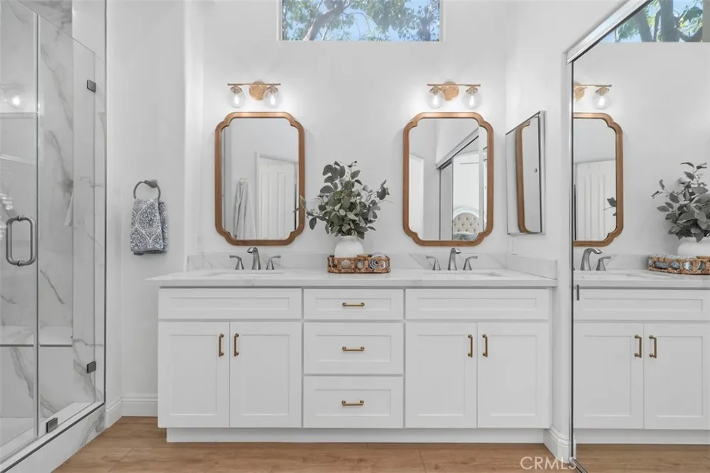 21121 Cancun Mission Viejo, CA 92692