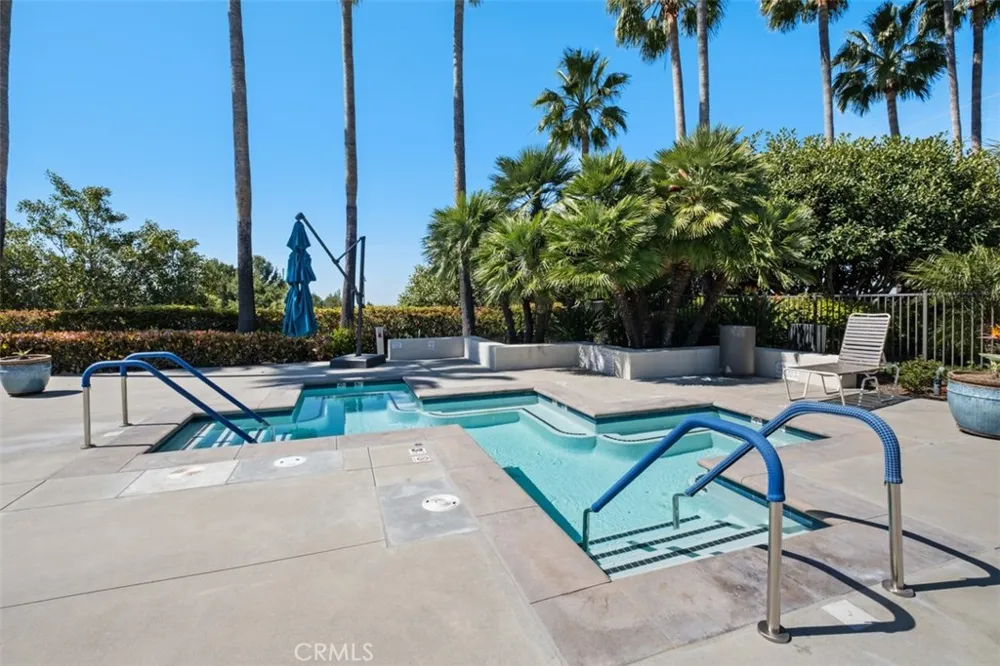 21121 Cancun Mission Viejo, CA 92692