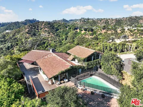 8147 Mulholland Drive