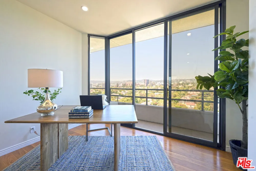 10601 Wilshire Boulevard #1404 Los Angeles, CA 90024