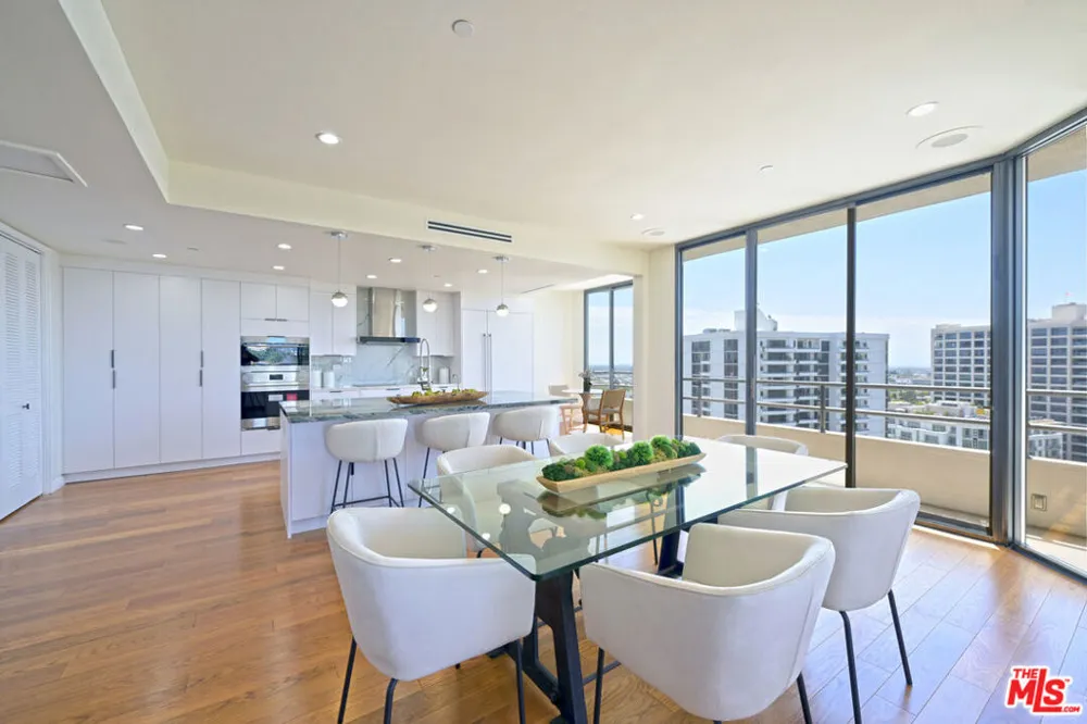 10601 Wilshire Boulevard #1404 Los Angeles, CA 90024
